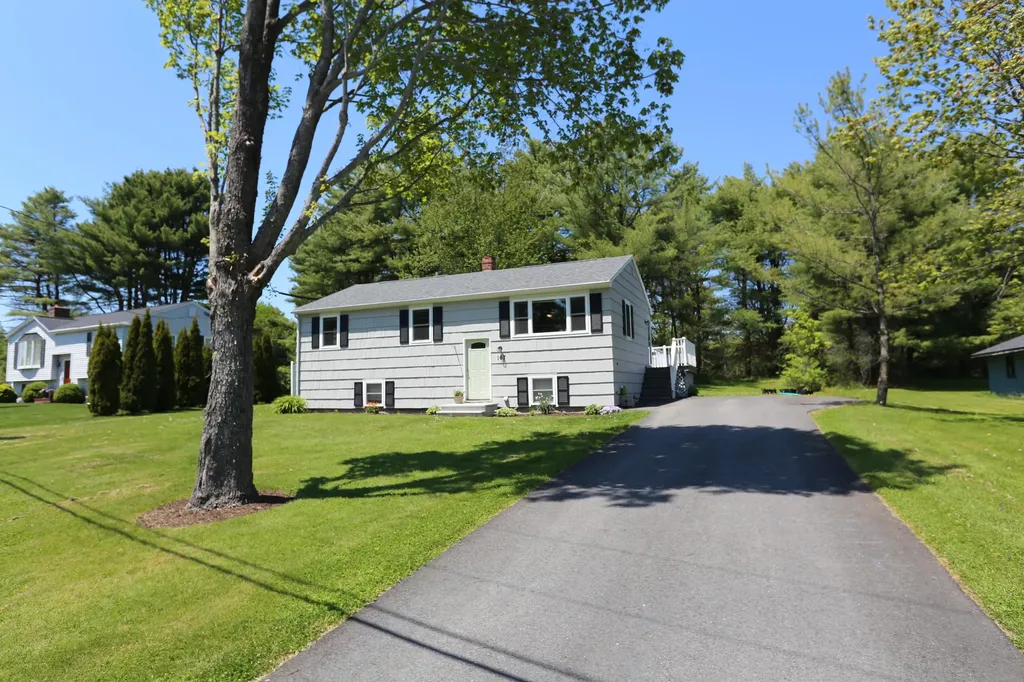 167 Melissa Drive Yarmouth ME 04096
