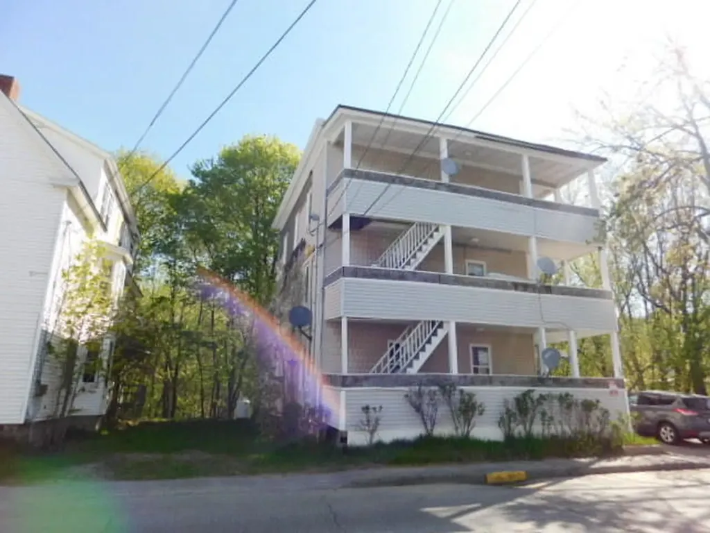 20 Falmouth Street Rumford ME 04276