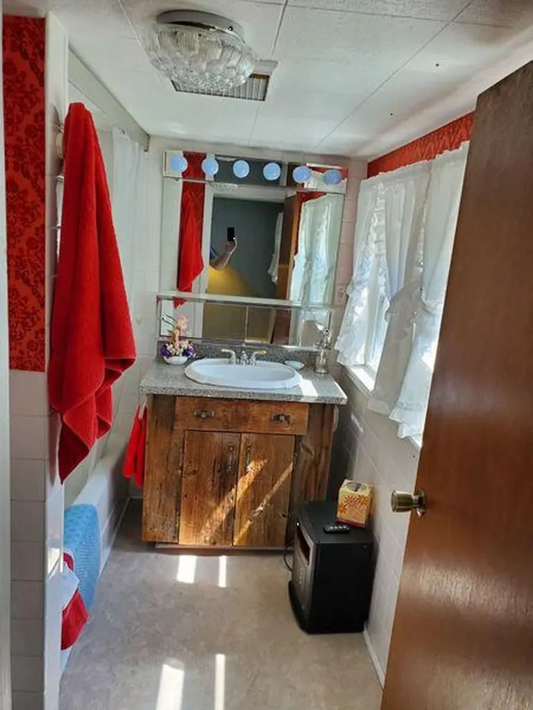 282 Borough Road Chesterville ME 04938