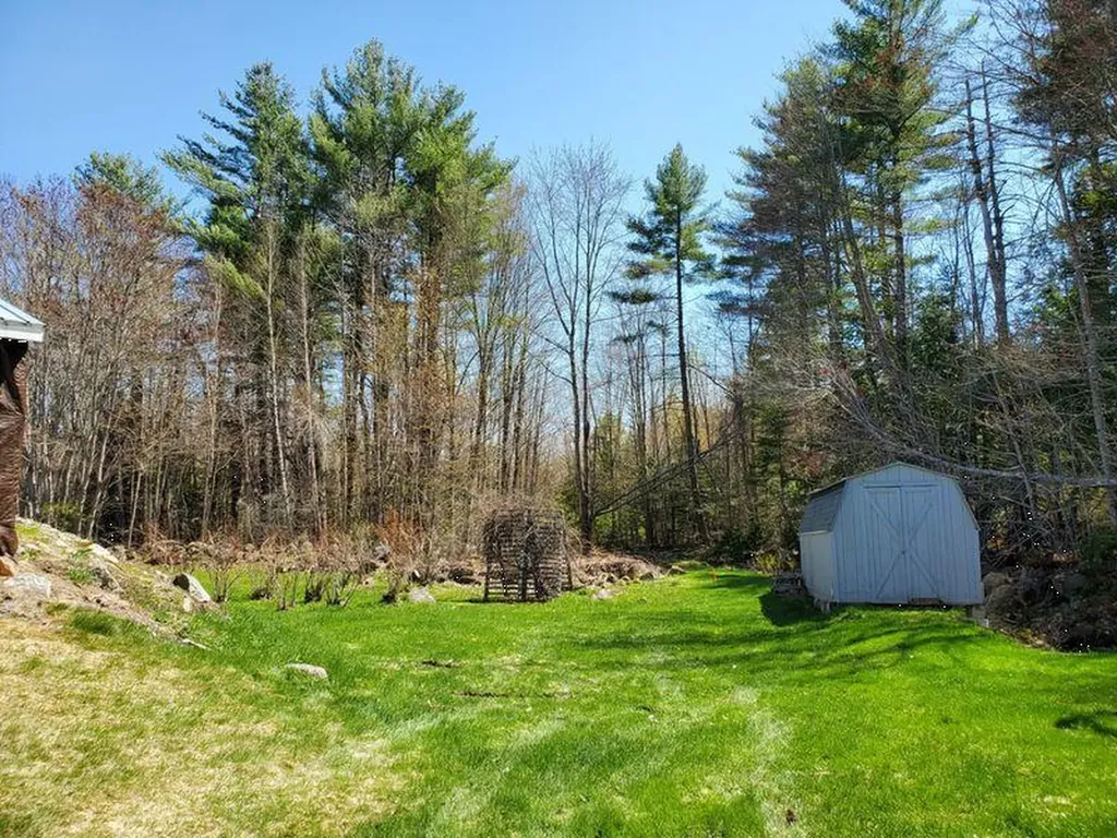 282 Borough Road Chesterville ME 04938