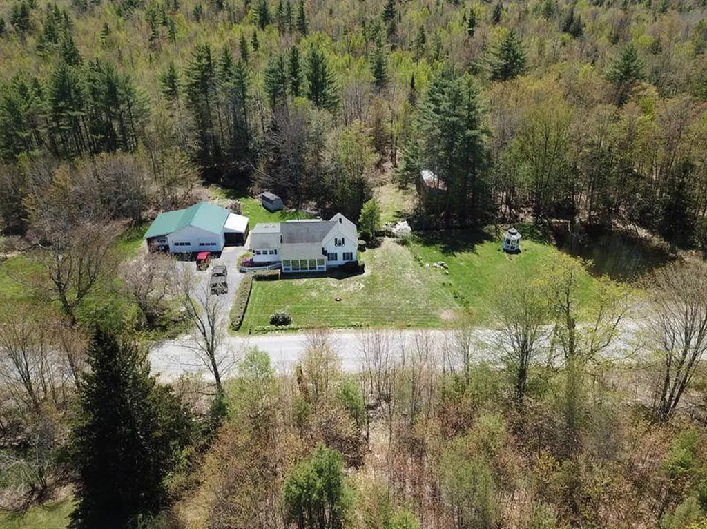 282 Borough Road Chesterville ME 04938