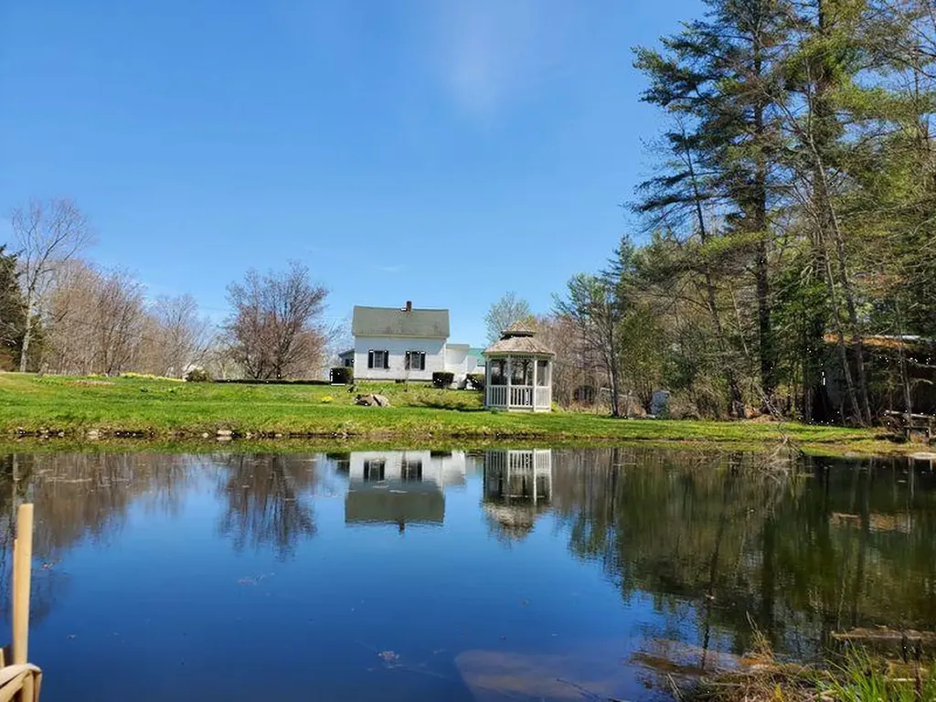 282 Borough Road Chesterville ME 04938