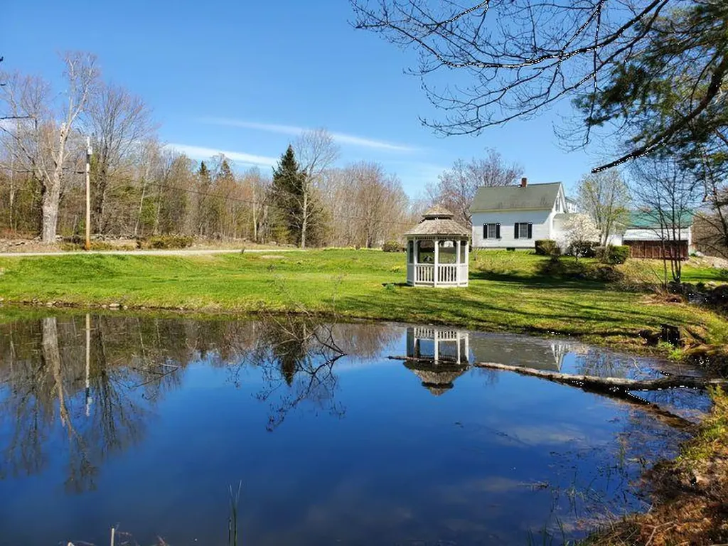 282 Borough Road Chesterville ME 04938