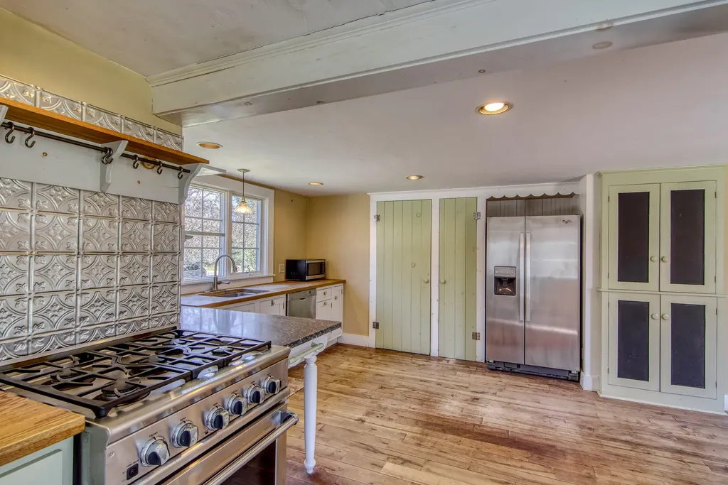 86 Beech Hill Road Blue Hill ME 04614