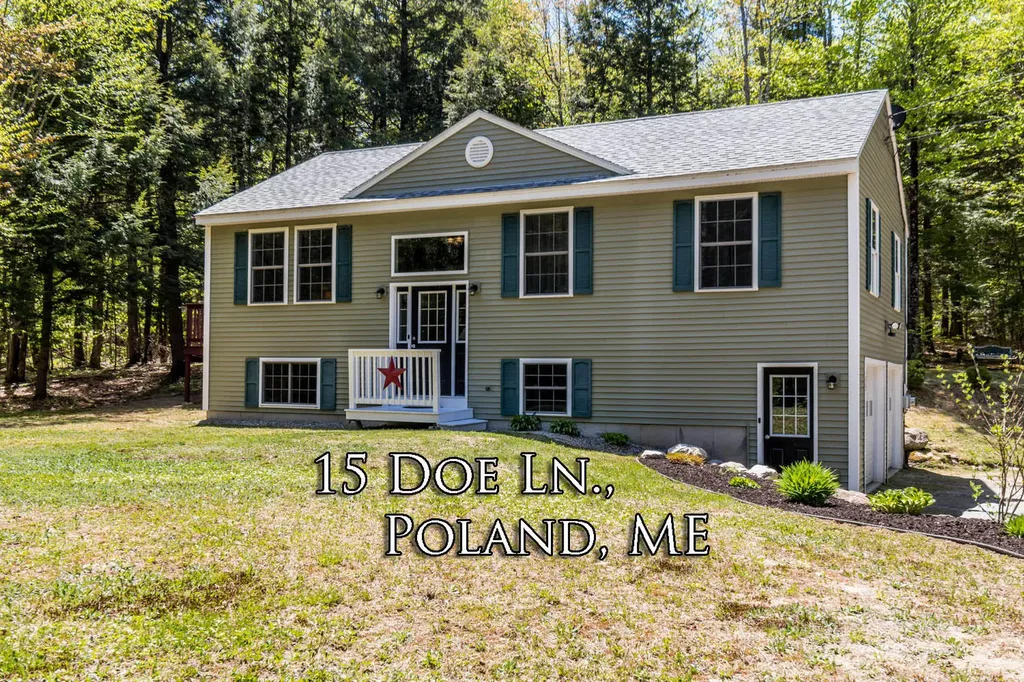 15 Doe Lane Poland ME 04274