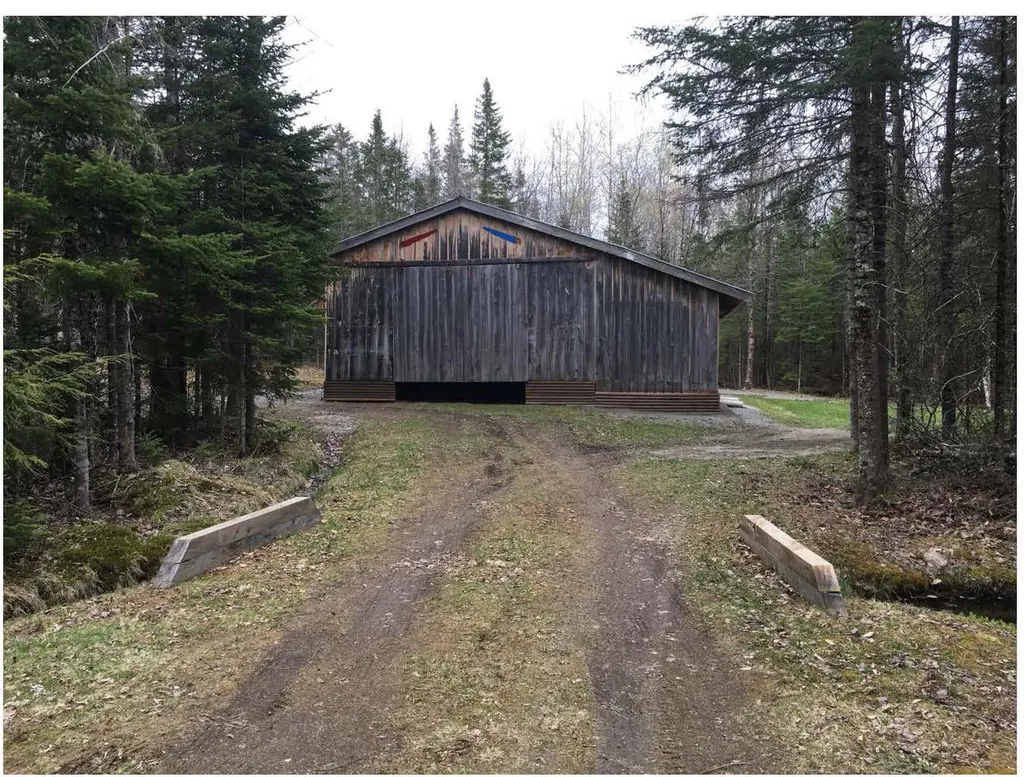 1148 Canaan Road Hartland ME 04943