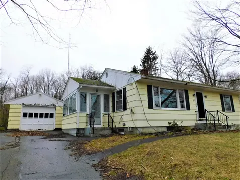 67 Cutts Road Kittery ME 03904
