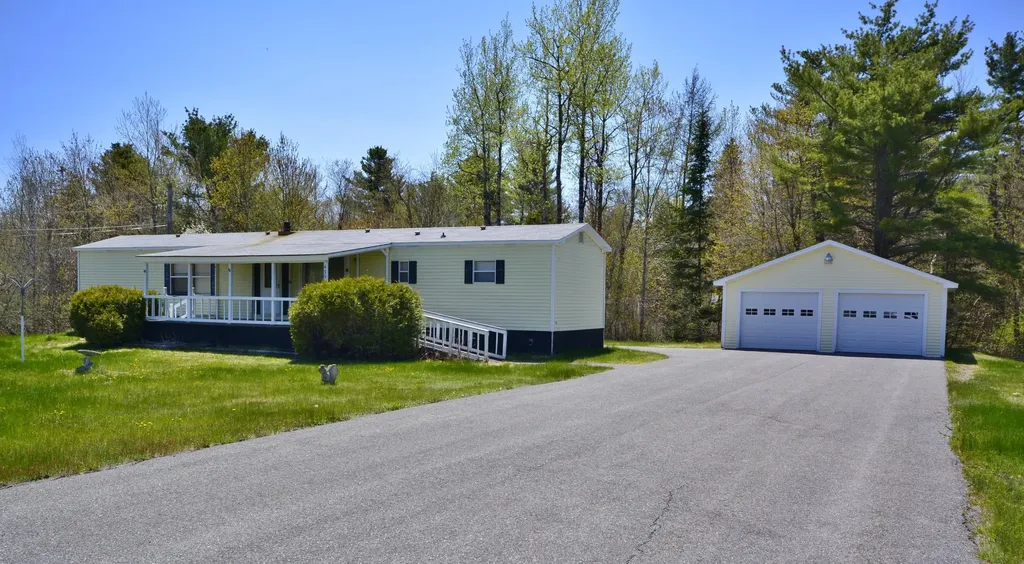 439 Douglas Highway Lamoine ME 04605