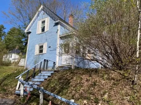 627 Pine Street Rumford ME 04276