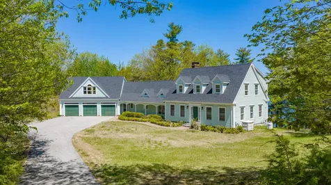 35 Meadow Road Raymond ME 04071