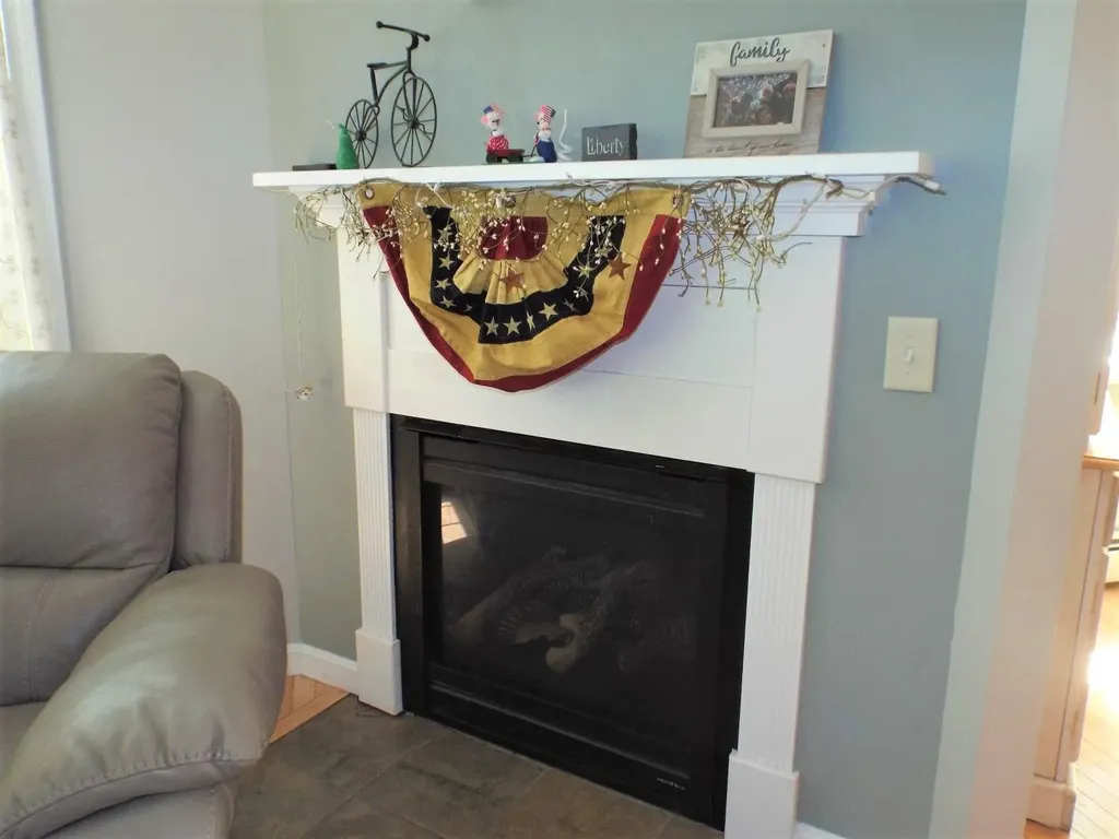 3 Escott Way Naples ME 04055