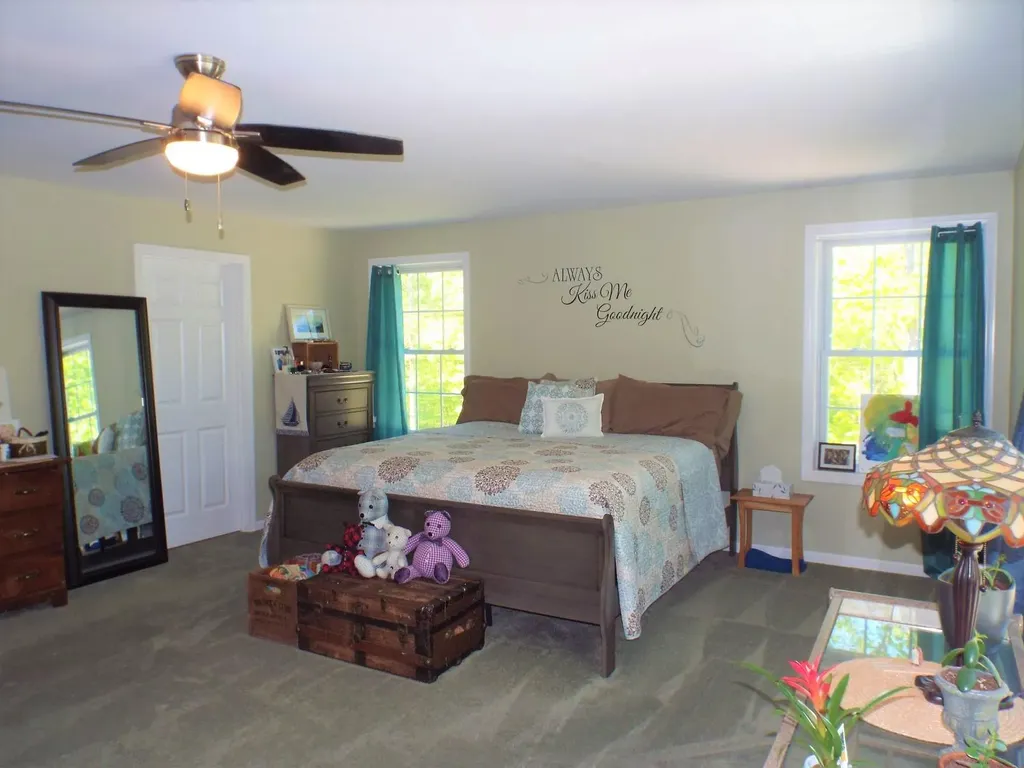 3 Escott Way Naples ME 04055