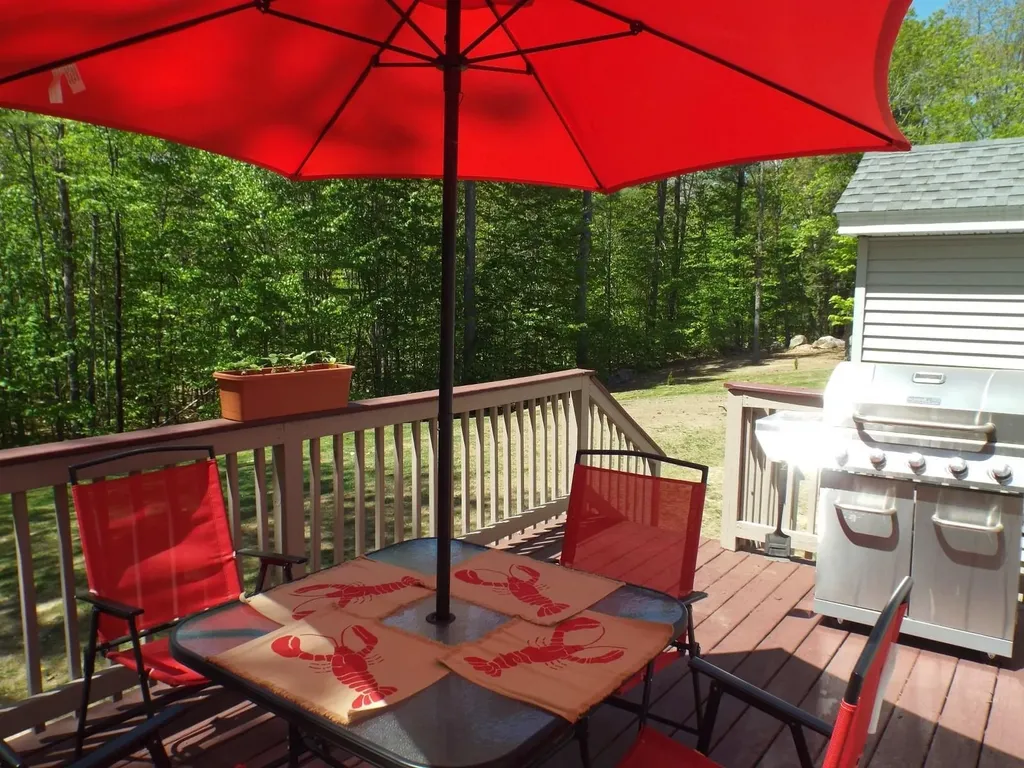 3 Escott Way Naples ME 04055