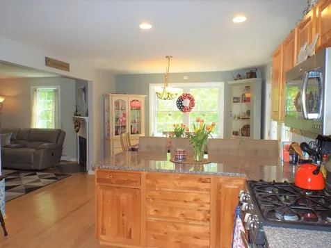 3 Escott Way Naples ME 04055