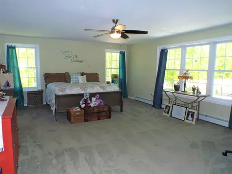 3 Escott Way Naples ME 04055
