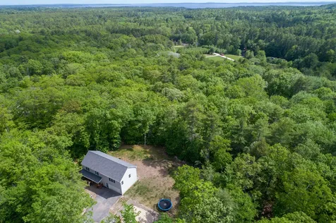 3 Escott Way Naples ME 04055