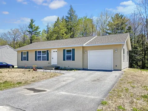 32 Fox Hollow Drive Auburn ME 04210