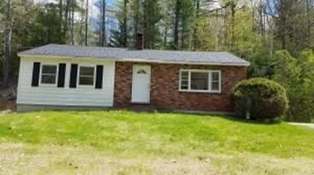 10 Verrill Road Gray ME 04039