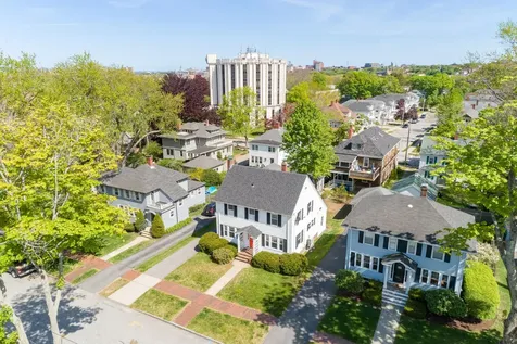 18 Woodmont Street Portland ME 04102