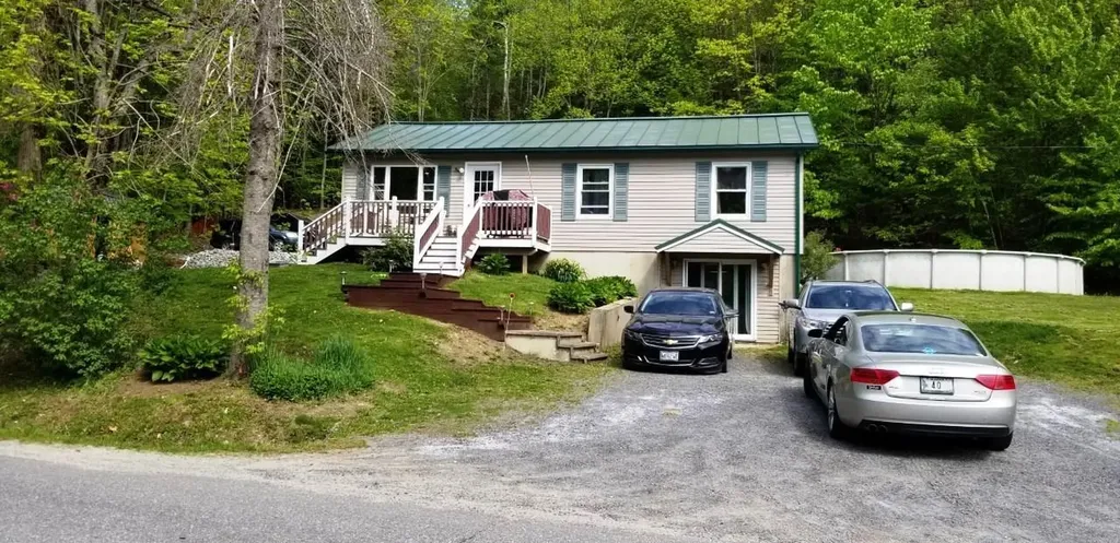 122 Quaker Road Sidney ME 04330