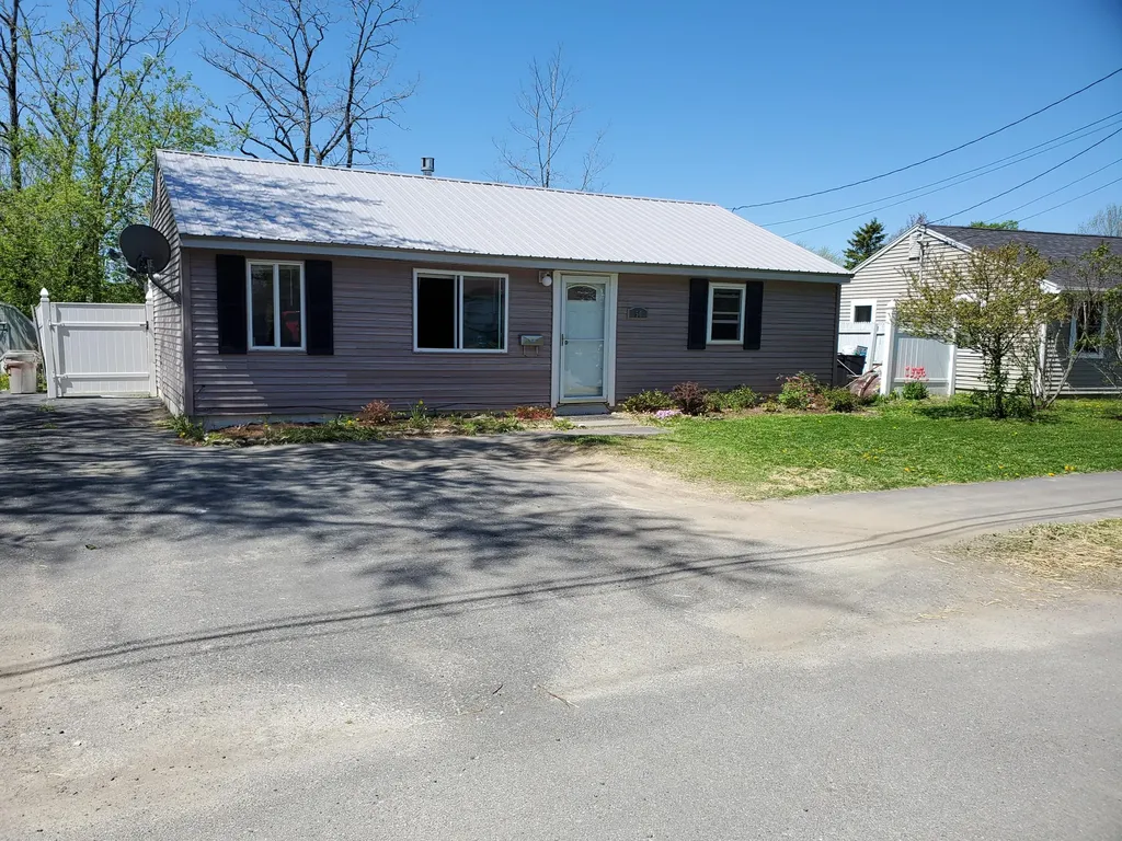 50 Thornton Road Bangor ME 04401