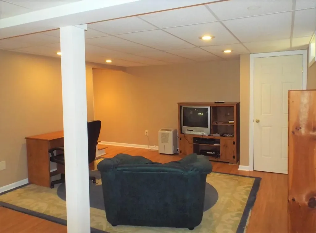 23 Penn Road Norway ME 04268