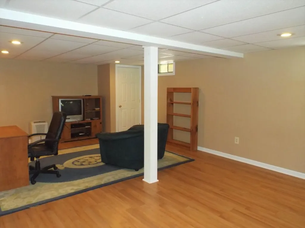 23 Penn Road Norway ME 04268