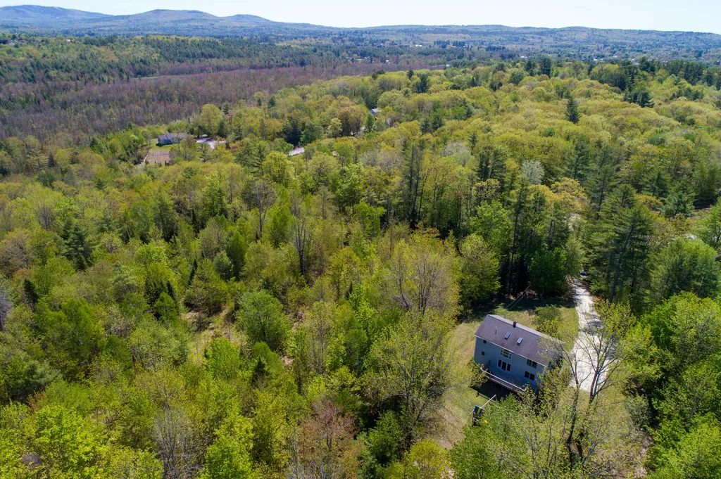23 Penn Road Norway ME 04268
