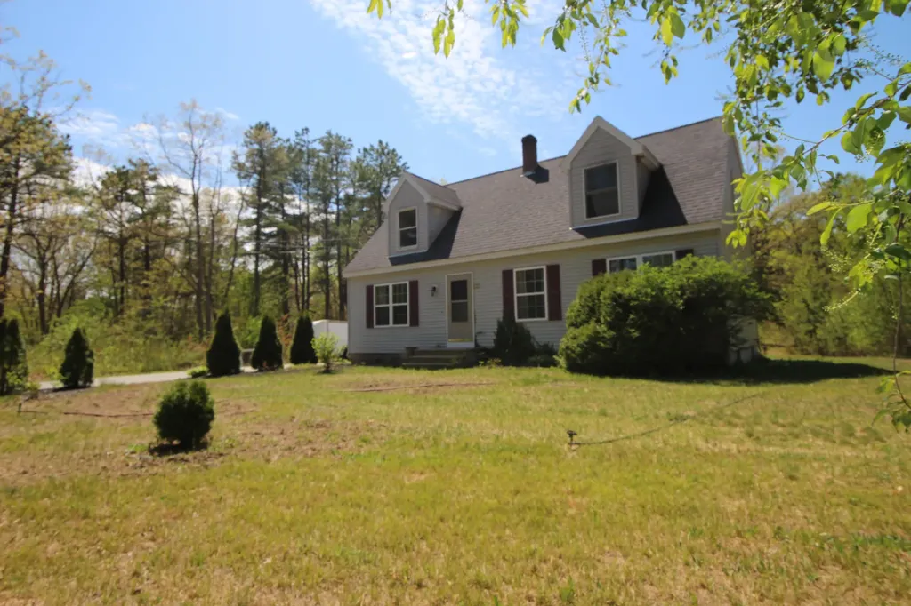 22 Clear Brook Crossing Kennebunk ME 04043
