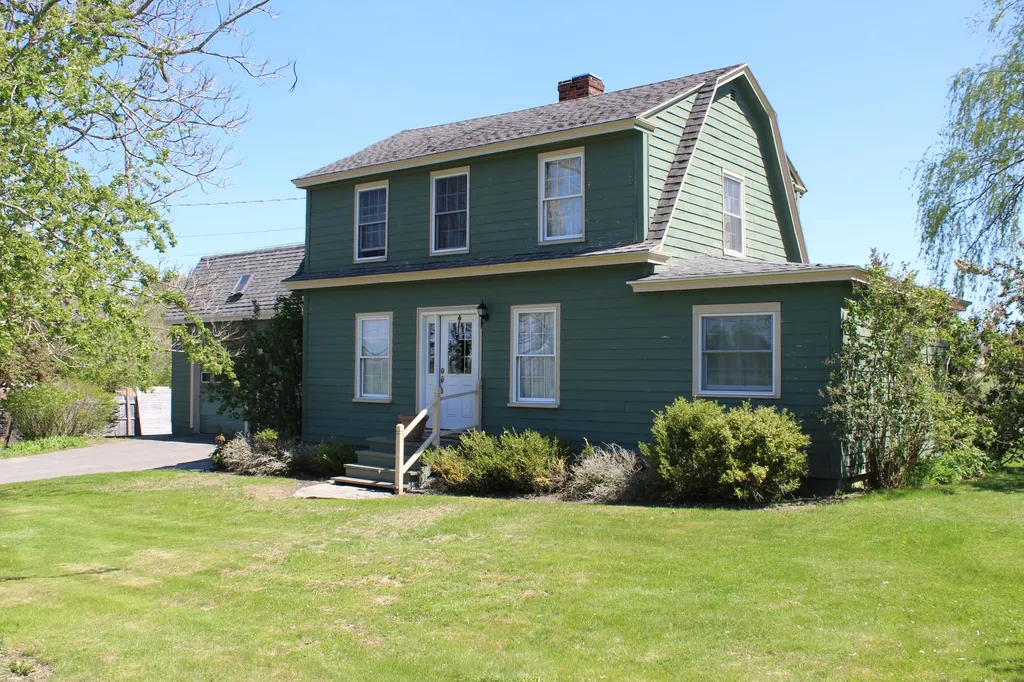 591 Oak Grove Road Vassalboro ME 04989