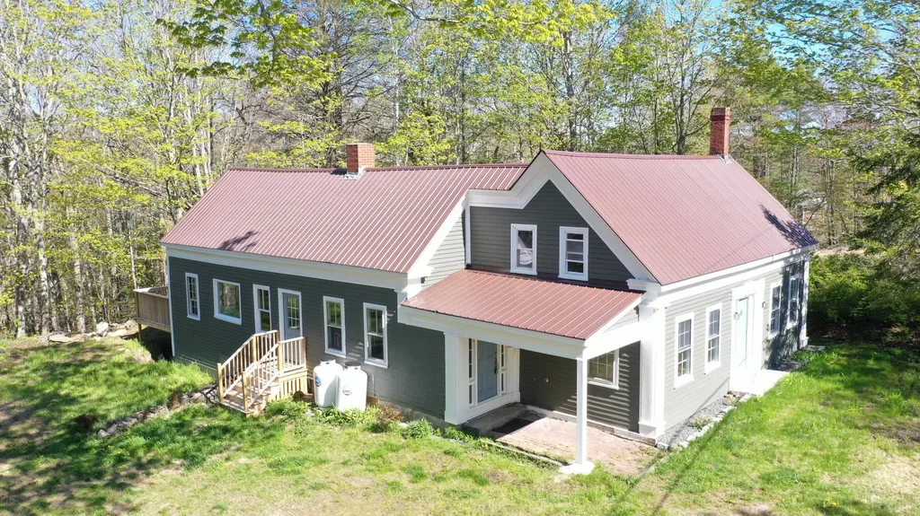 48 Coombs Road Brunswick ME 04011