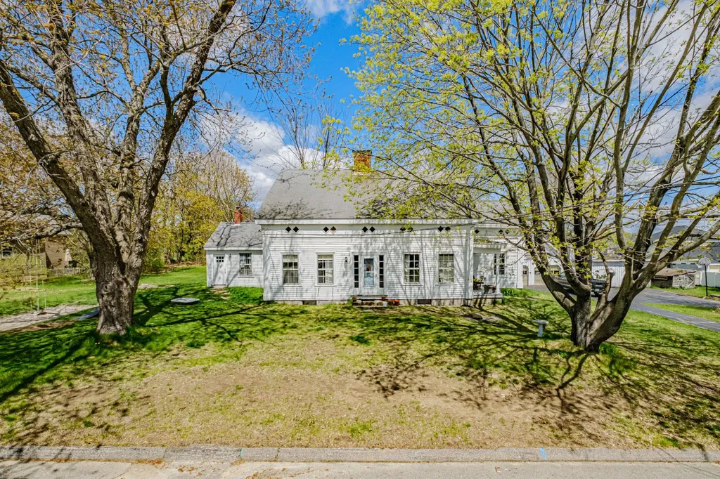 49 Elmwood Avenue Scarborough ME 04074
