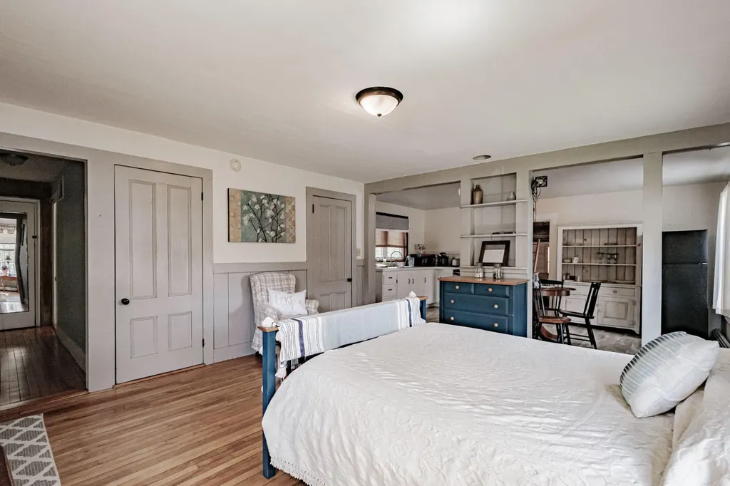 49 Elmwood Avenue Scarborough ME 04074
