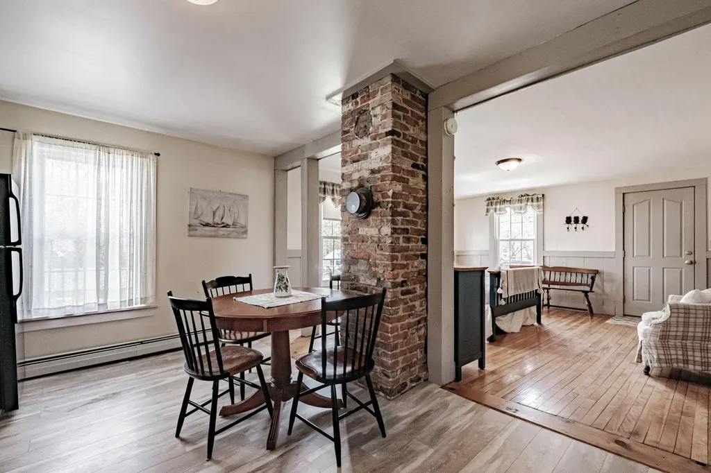 49 Elmwood Avenue Scarborough ME 04074