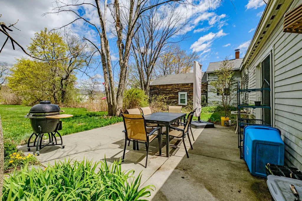 49 Elmwood Avenue Scarborough ME 04074