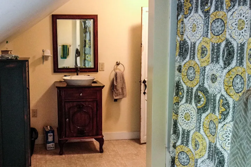 49 Elmwood Avenue Scarborough ME 04074