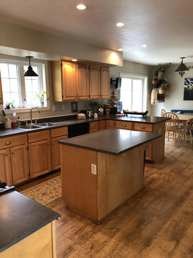 12 Carlson Lane Saint George ME 04860