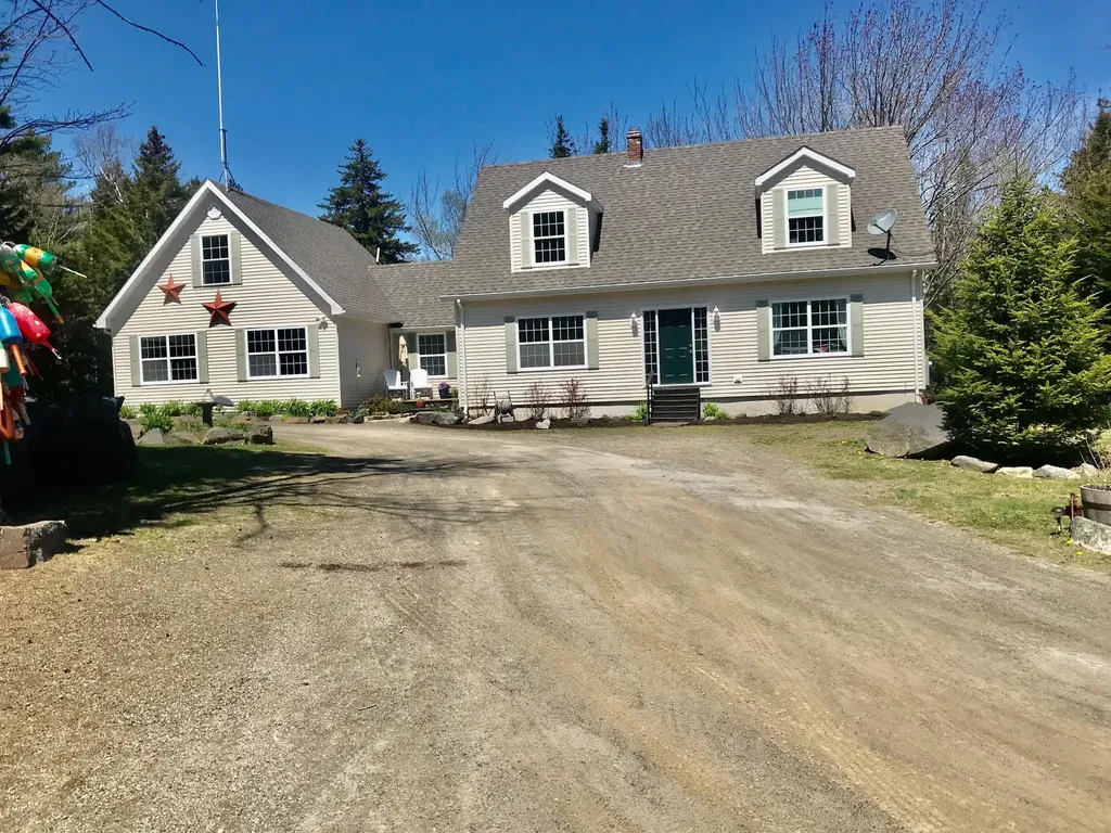 12 Carlson Lane Saint George ME 04860