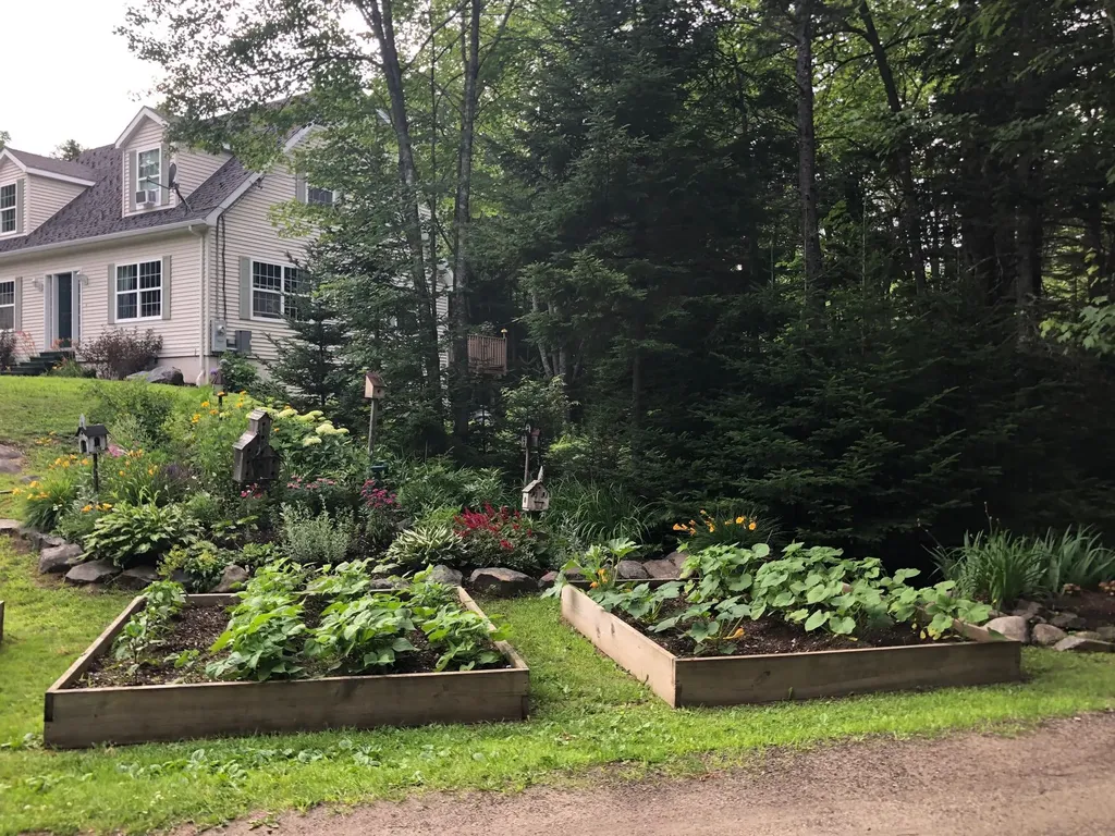12 Carlson Lane Saint George ME 04860