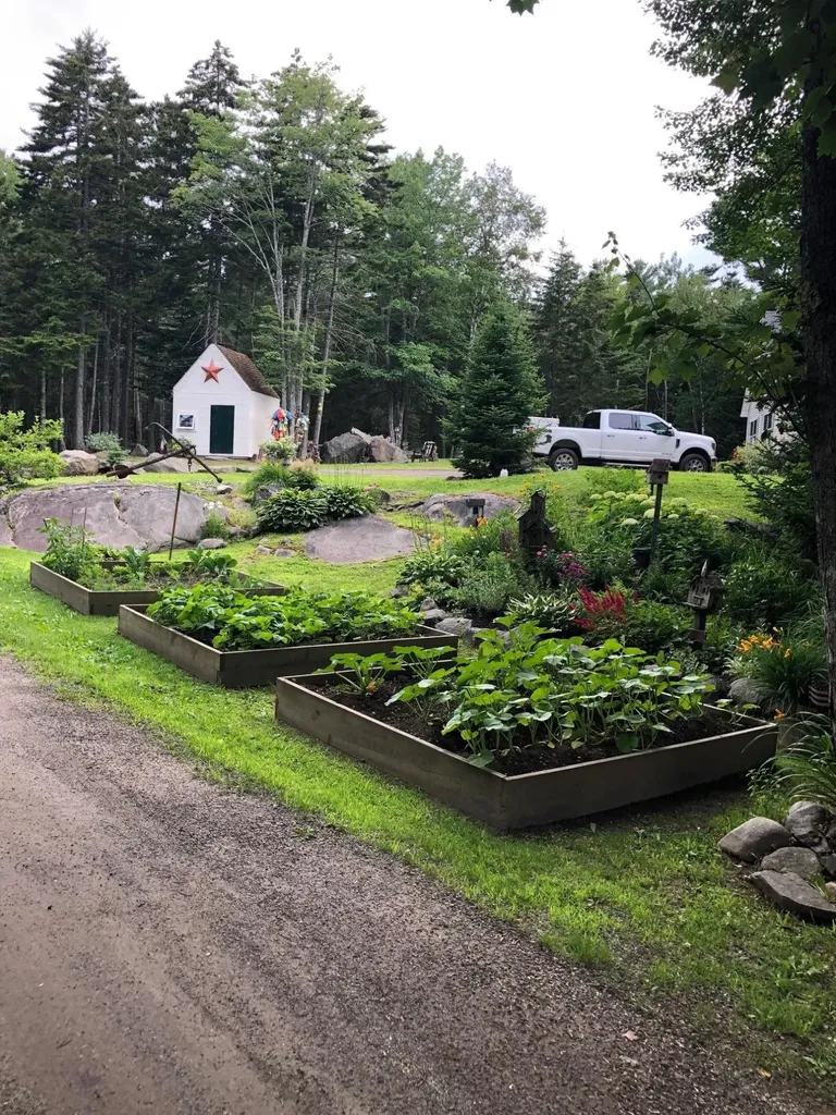 12 Carlson Lane Saint George ME 04860