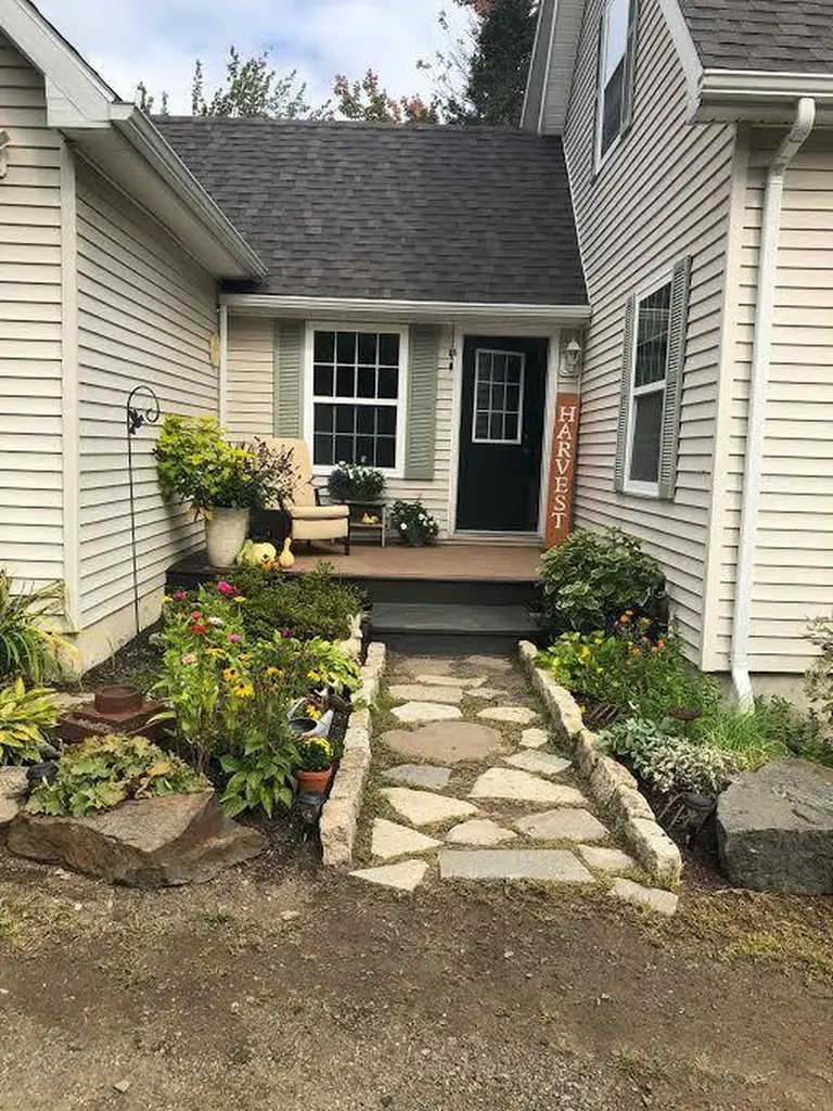 12 Carlson Lane Saint George ME 04860