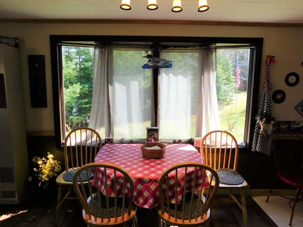 12 Moonlight Lane Hartland ME 04943