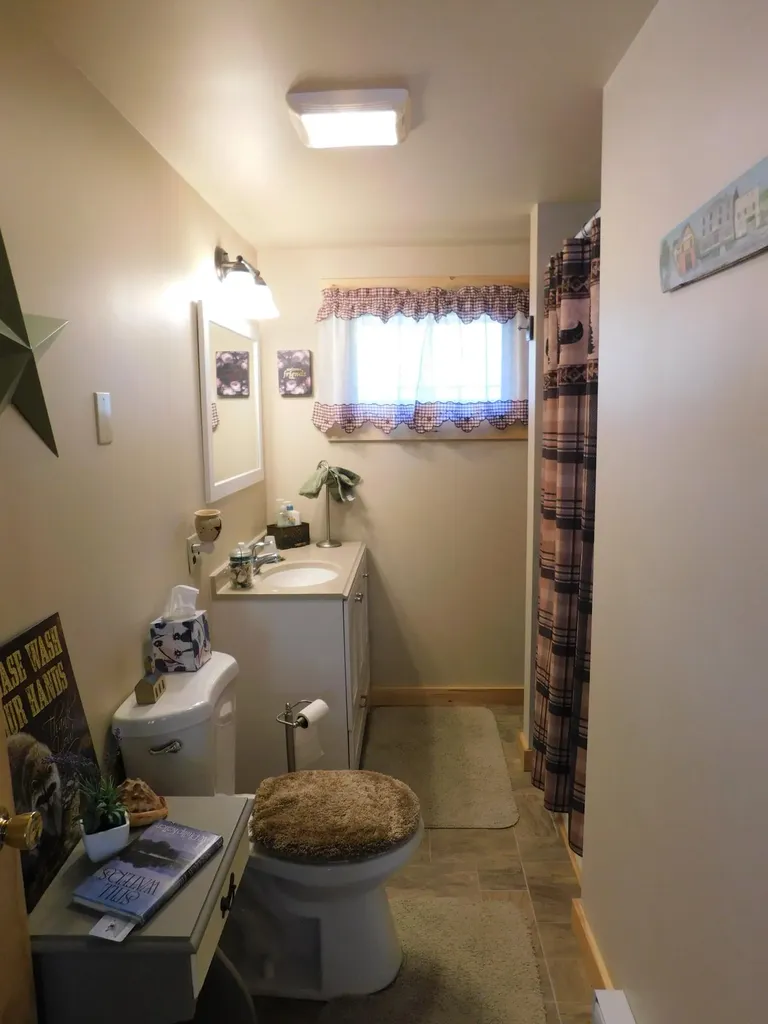 12 Moonlight Lane Hartland ME 04943