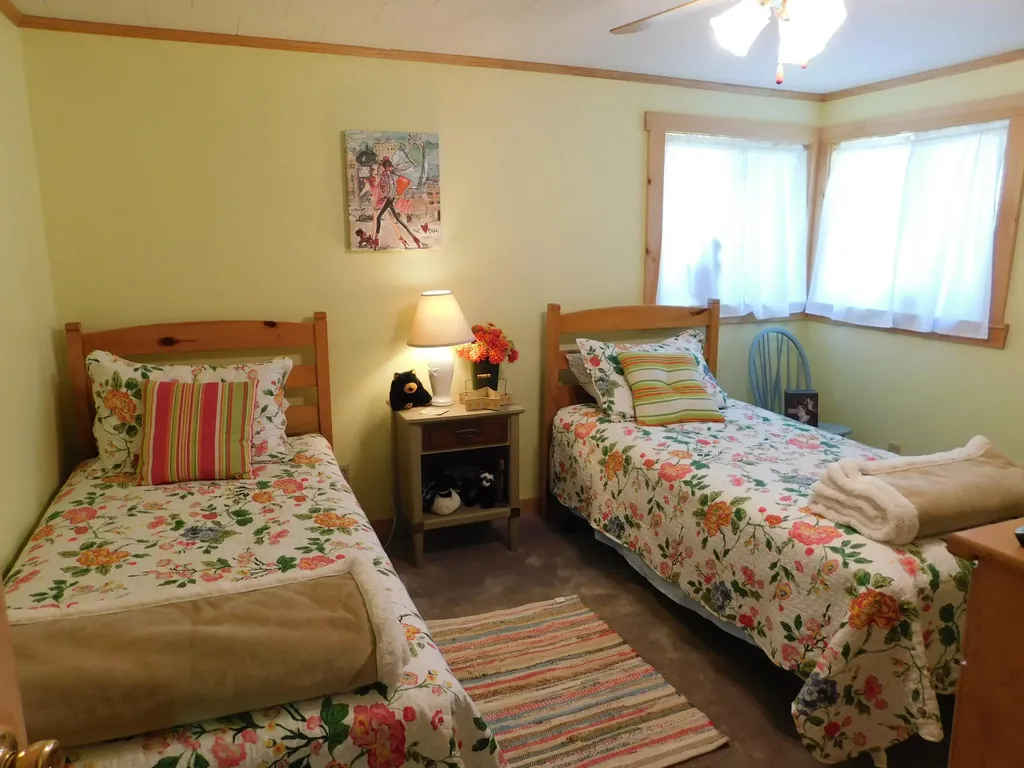 12 Moonlight Lane Hartland ME 04943
