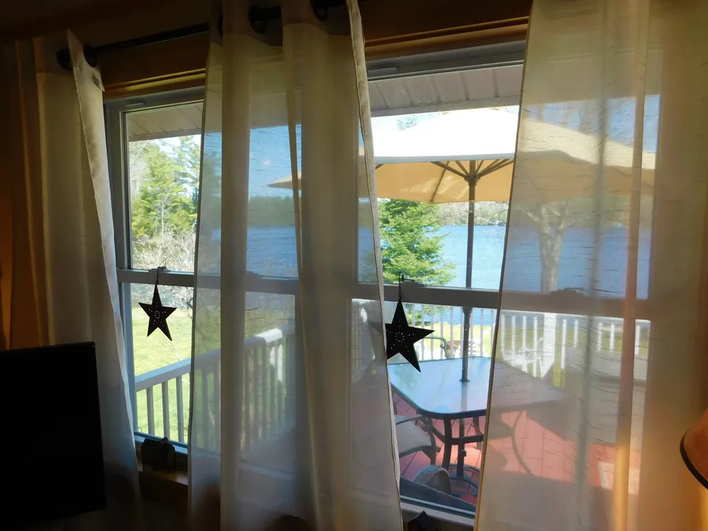 12 Moonlight Lane Hartland ME 04943