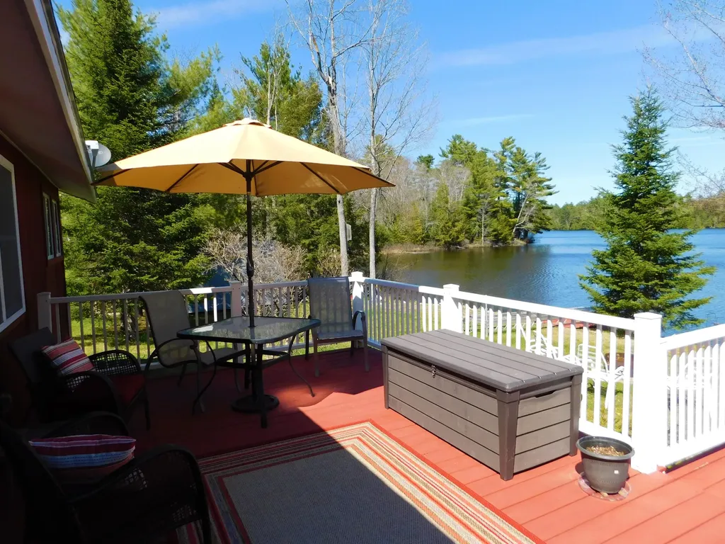 12 Moonlight Lane Hartland ME 04943