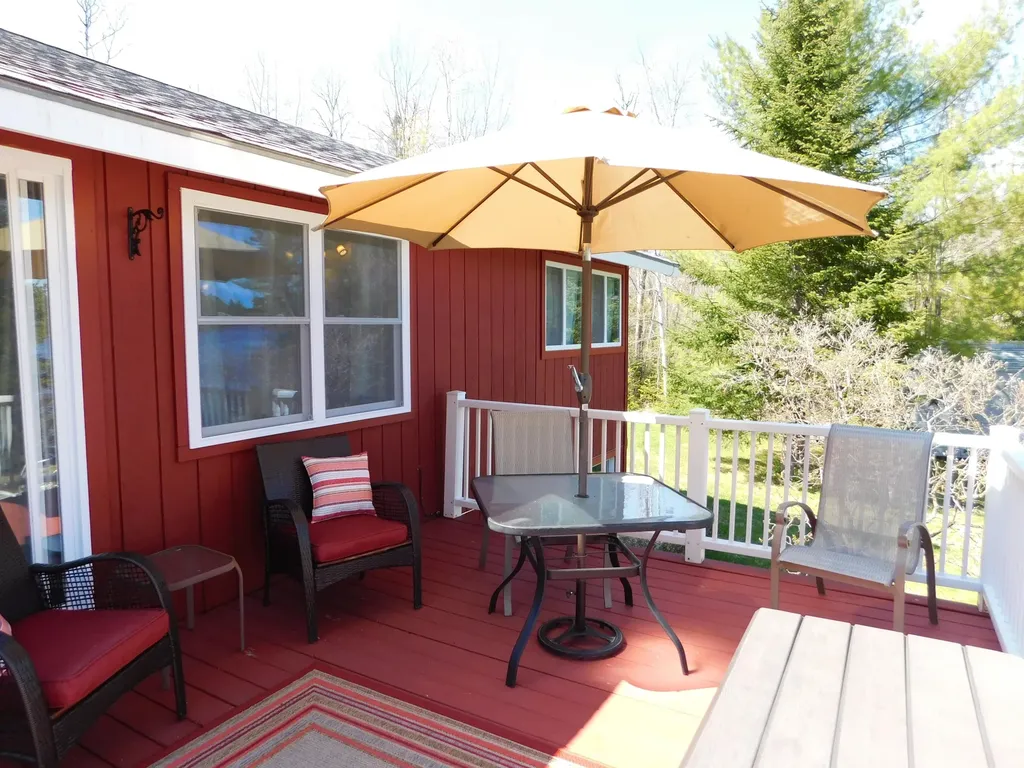12 Moonlight Lane Hartland ME 04943