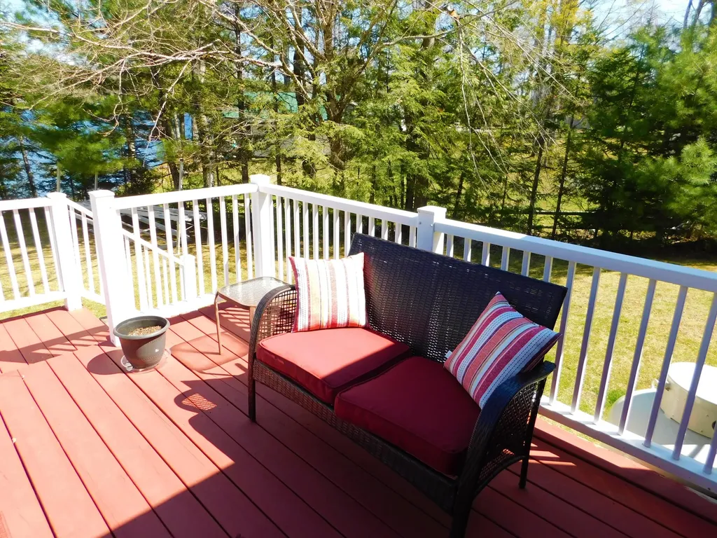 12 Moonlight Lane Hartland ME 04943