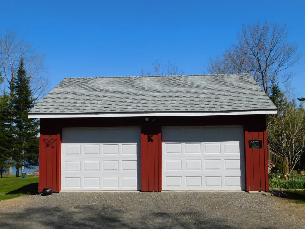 12 Moonlight Lane Hartland ME 04943