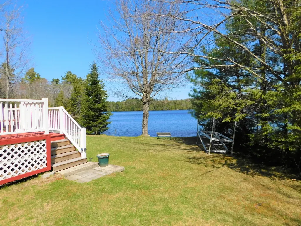 12 Moonlight Lane Hartland ME 04943